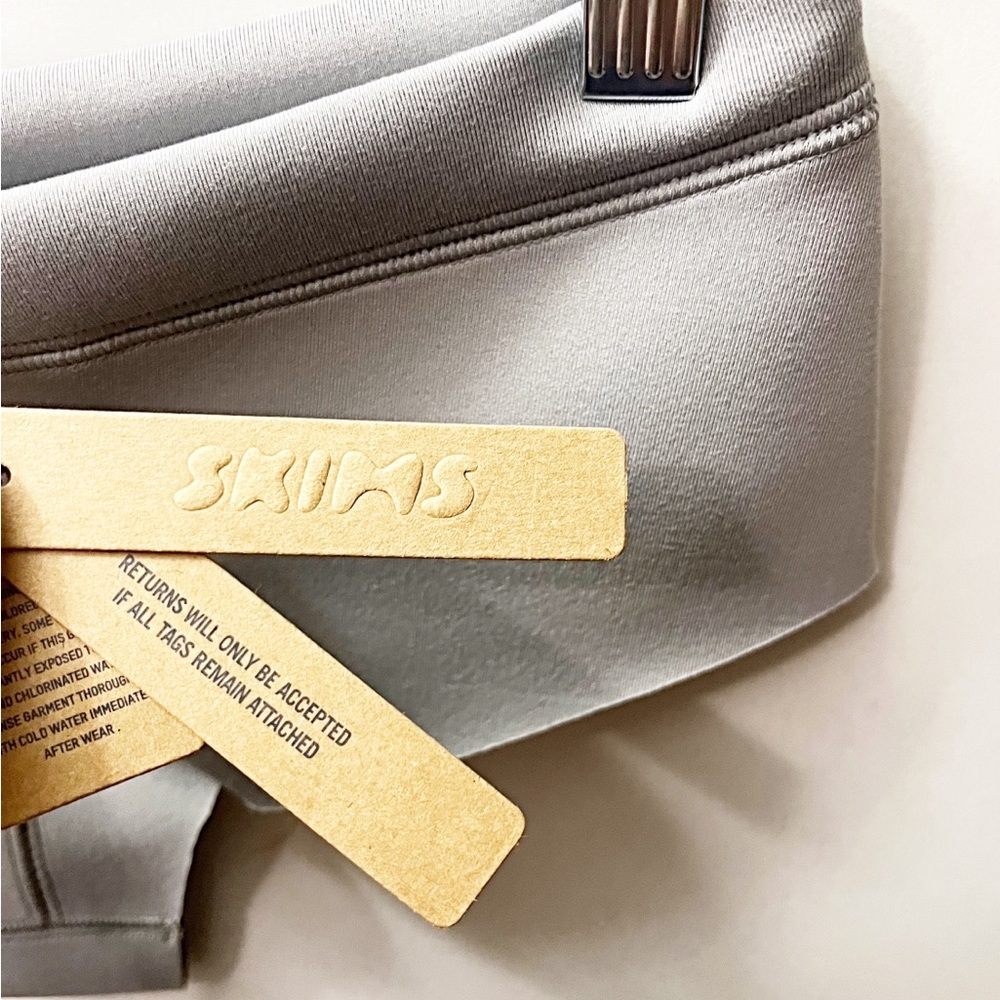 SKIMS 🌟Scuba Swim Bikini Bottom 🌟 NWT - Picture 5 of 5